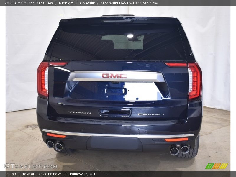 Midnight Blue Metallic / Dark Walnut/­Very Dark Ash Gray 2021 GMC Yukon Denali 4WD
