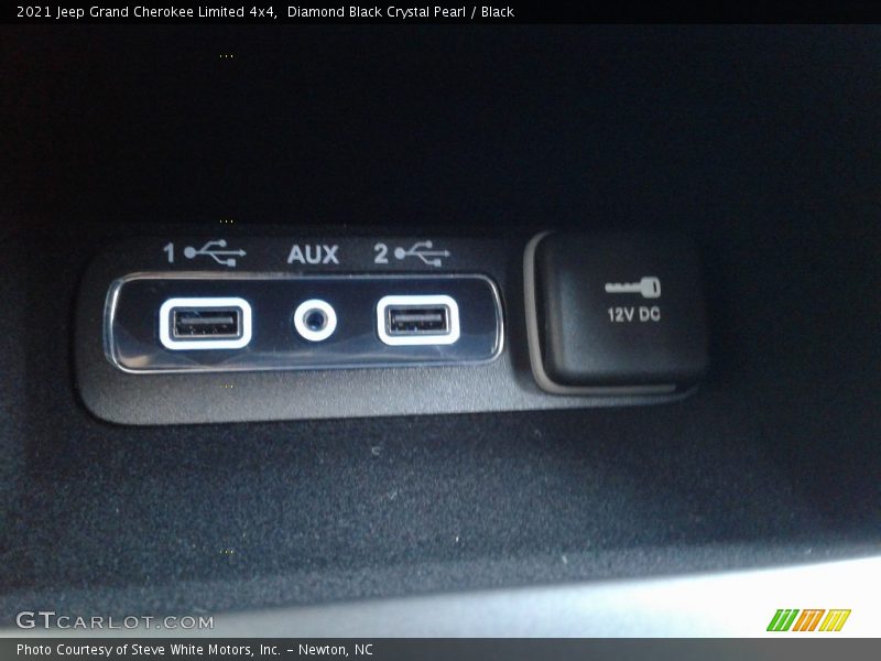 Diamond Black Crystal Pearl / Black 2021 Jeep Grand Cherokee Limited 4x4
