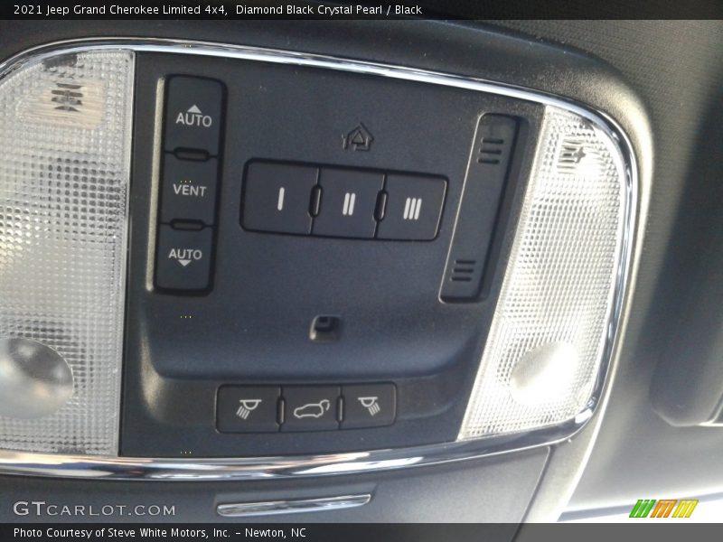Diamond Black Crystal Pearl / Black 2021 Jeep Grand Cherokee Limited 4x4