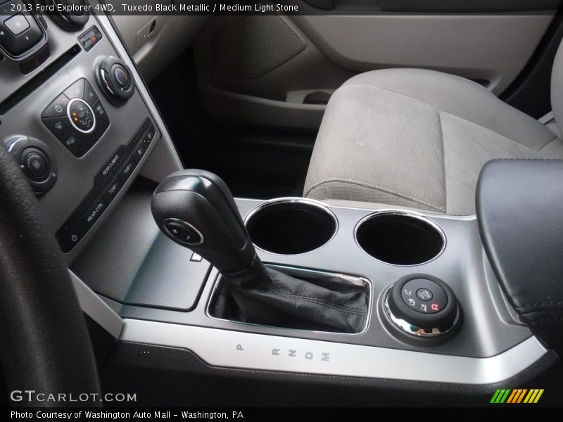 Tuxedo Black Metallic / Medium Light Stone 2013 Ford Explorer 4WD
