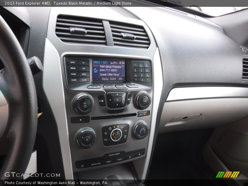 Tuxedo Black Metallic / Medium Light Stone 2013 Ford Explorer 4WD