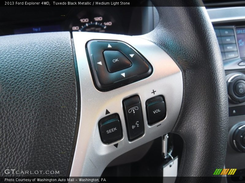 Tuxedo Black Metallic / Medium Light Stone 2013 Ford Explorer 4WD