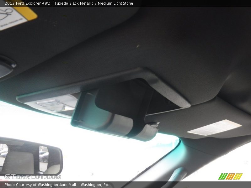 Tuxedo Black Metallic / Medium Light Stone 2013 Ford Explorer 4WD