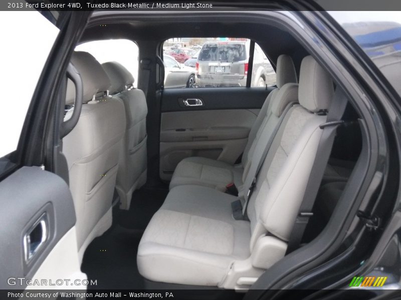 Tuxedo Black Metallic / Medium Light Stone 2013 Ford Explorer 4WD