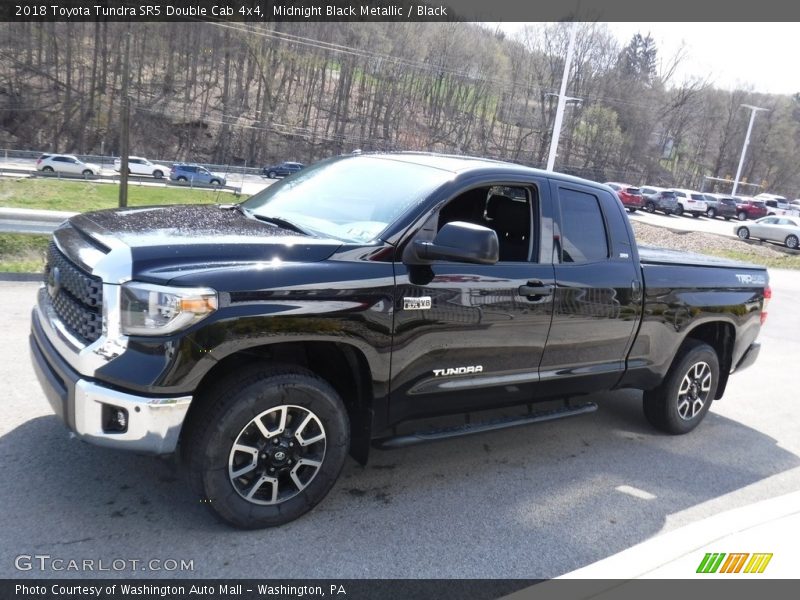 Midnight Black Metallic / Black 2018 Toyota Tundra SR5 Double Cab 4x4