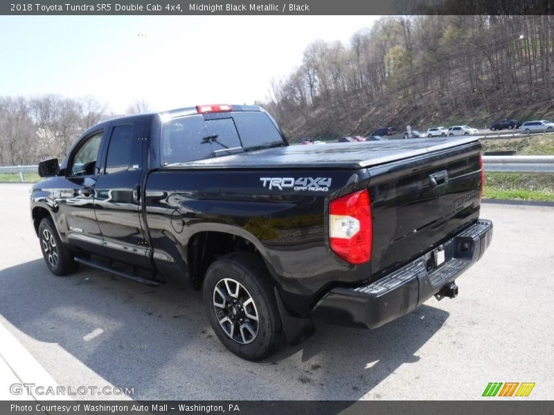 Midnight Black Metallic / Black 2018 Toyota Tundra SR5 Double Cab 4x4