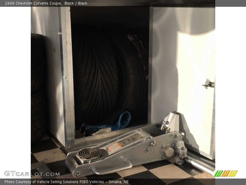 Black / Black 1999 Chevrolet Corvette Coupe