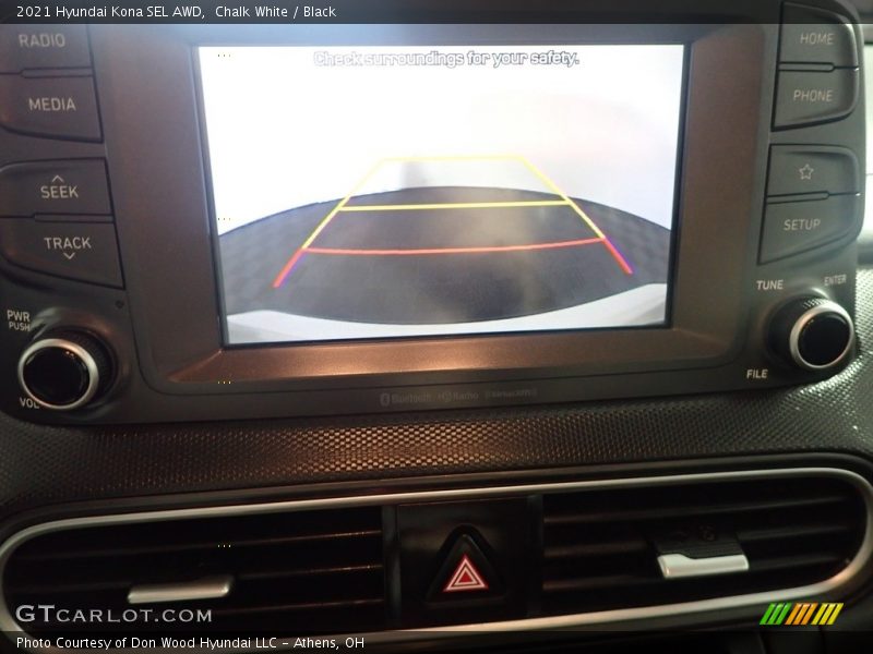 Chalk White / Black 2021 Hyundai Kona SEL AWD