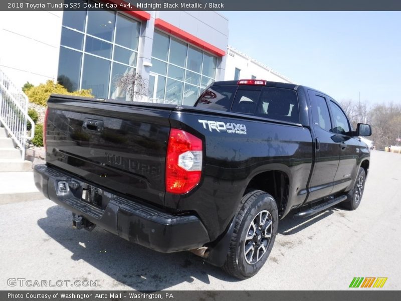 Midnight Black Metallic / Black 2018 Toyota Tundra SR5 Double Cab 4x4
