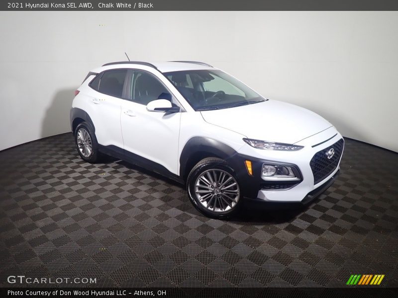 Chalk White / Black 2021 Hyundai Kona SEL AWD
