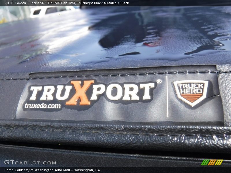 Midnight Black Metallic / Black 2018 Toyota Tundra SR5 Double Cab 4x4