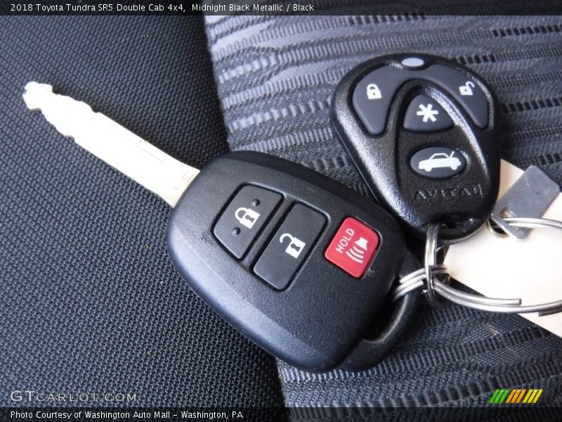 Midnight Black Metallic / Black 2018 Toyota Tundra SR5 Double Cab 4x4