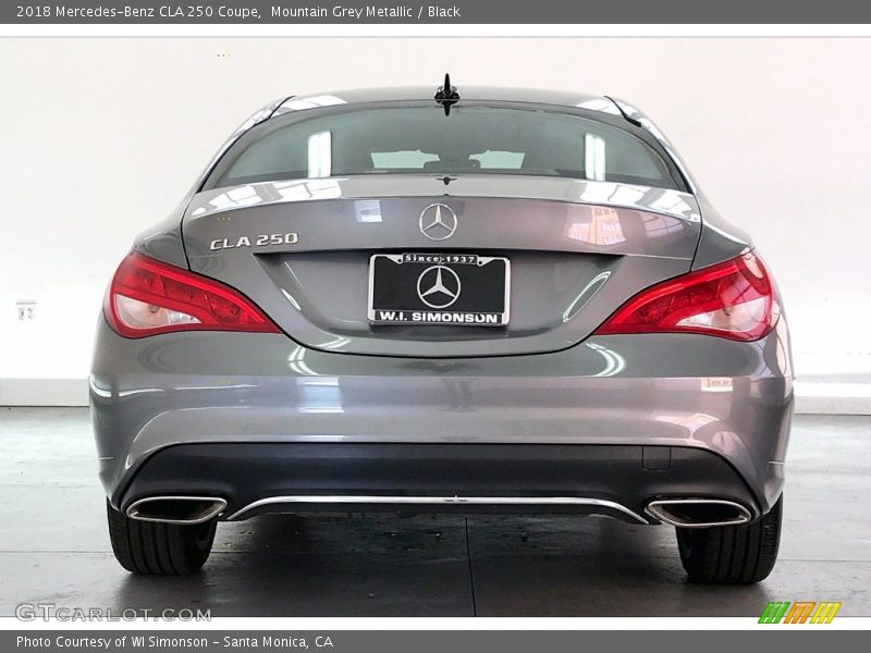 Mountain Grey Metallic / Black 2018 Mercedes-Benz CLA 250 Coupe