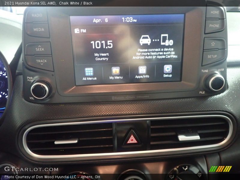 Chalk White / Black 2021 Hyundai Kona SEL AWD