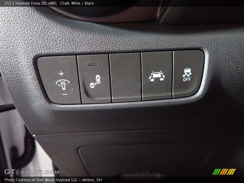 Chalk White / Black 2021 Hyundai Kona SEL AWD