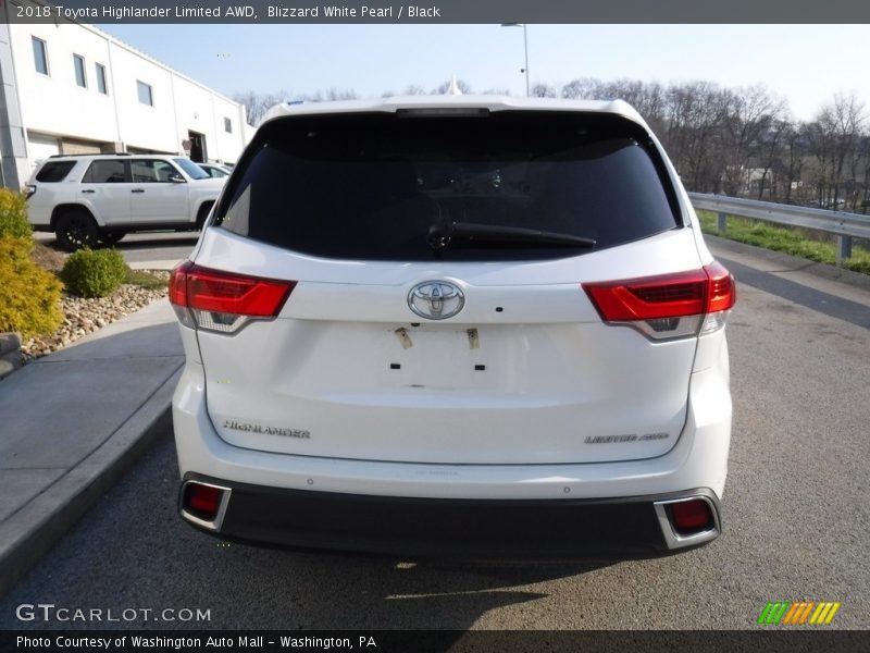 Blizzard White Pearl / Black 2018 Toyota Highlander Limited AWD