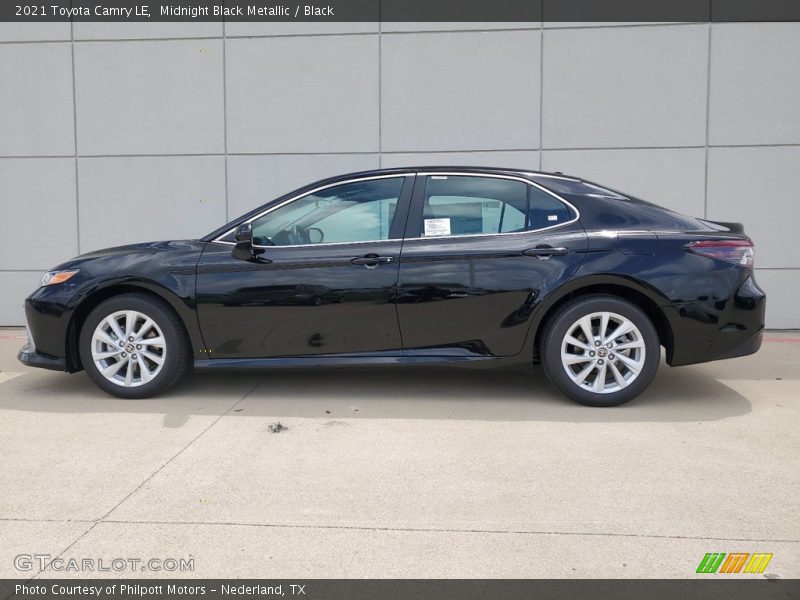 Midnight Black Metallic / Black 2021 Toyota Camry LE