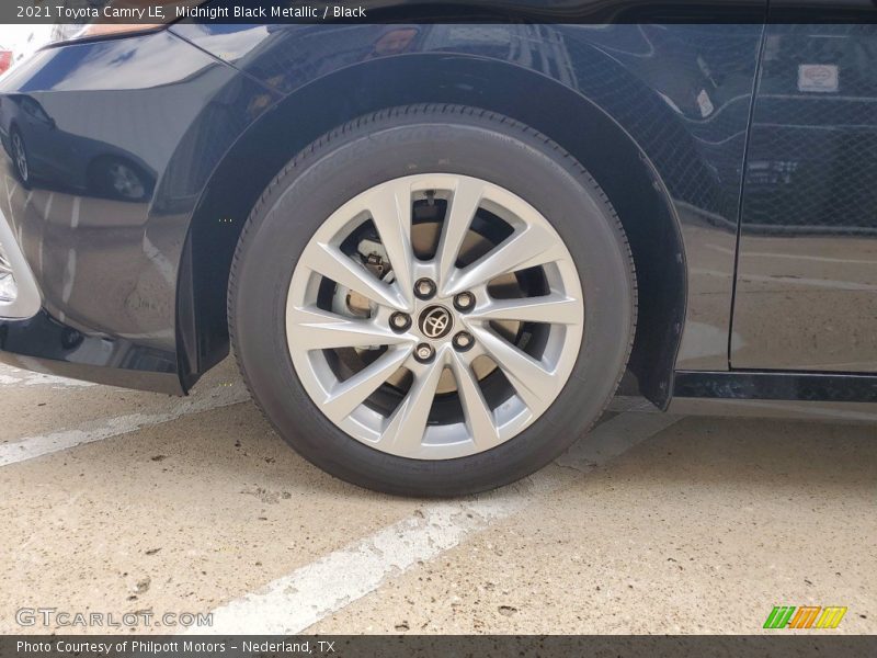 Midnight Black Metallic / Black 2021 Toyota Camry LE