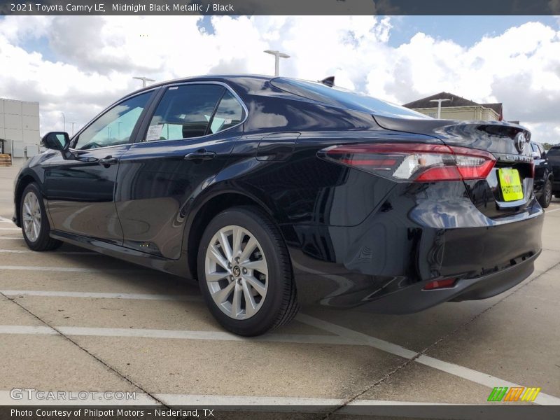Midnight Black Metallic / Black 2021 Toyota Camry LE