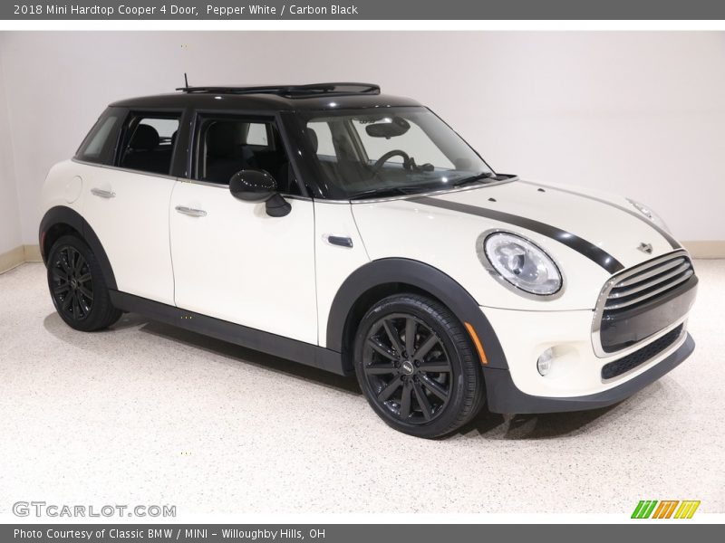 Pepper White / Carbon Black 2018 Mini Hardtop Cooper 4 Door