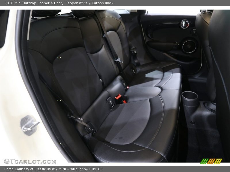 Pepper White / Carbon Black 2018 Mini Hardtop Cooper 4 Door