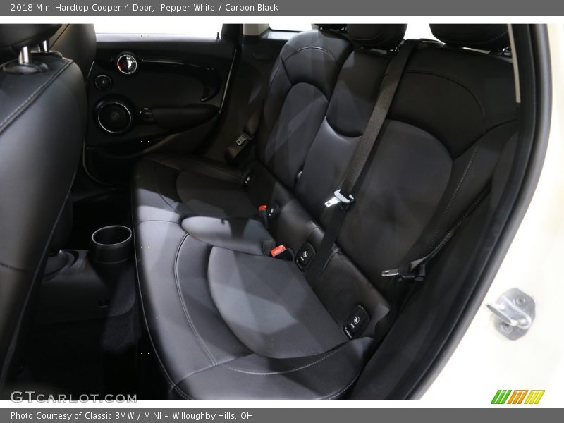 Pepper White / Carbon Black 2018 Mini Hardtop Cooper 4 Door