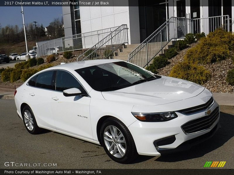 Iridescent Pearl Tricoat / Jet Black 2017 Chevrolet Malibu LT