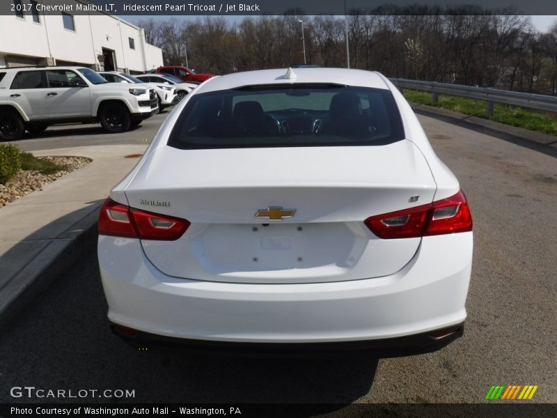 Iridescent Pearl Tricoat / Jet Black 2017 Chevrolet Malibu LT
