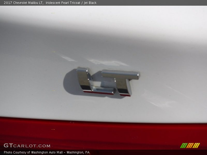 Iridescent Pearl Tricoat / Jet Black 2017 Chevrolet Malibu LT