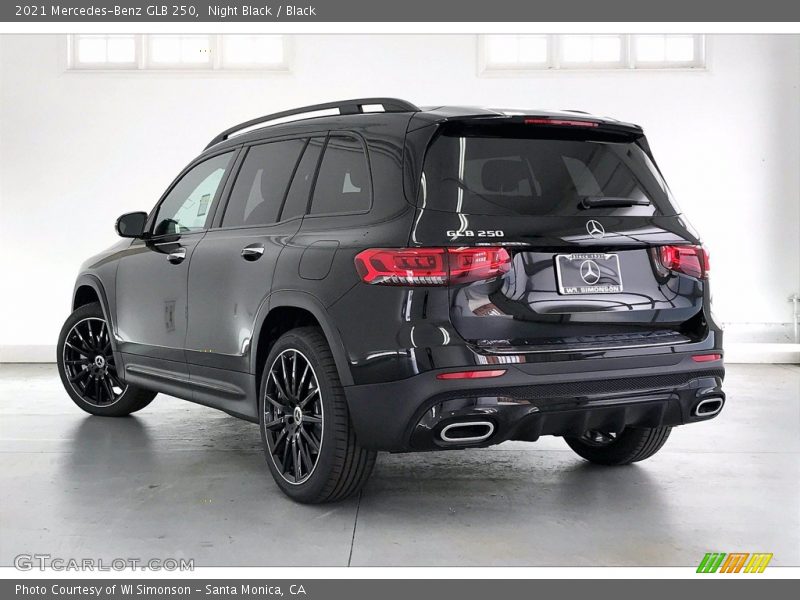 Night Black / Black 2021 Mercedes-Benz GLB 250