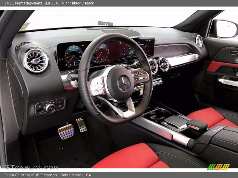 Night Black / Black 2021 Mercedes-Benz GLB 250