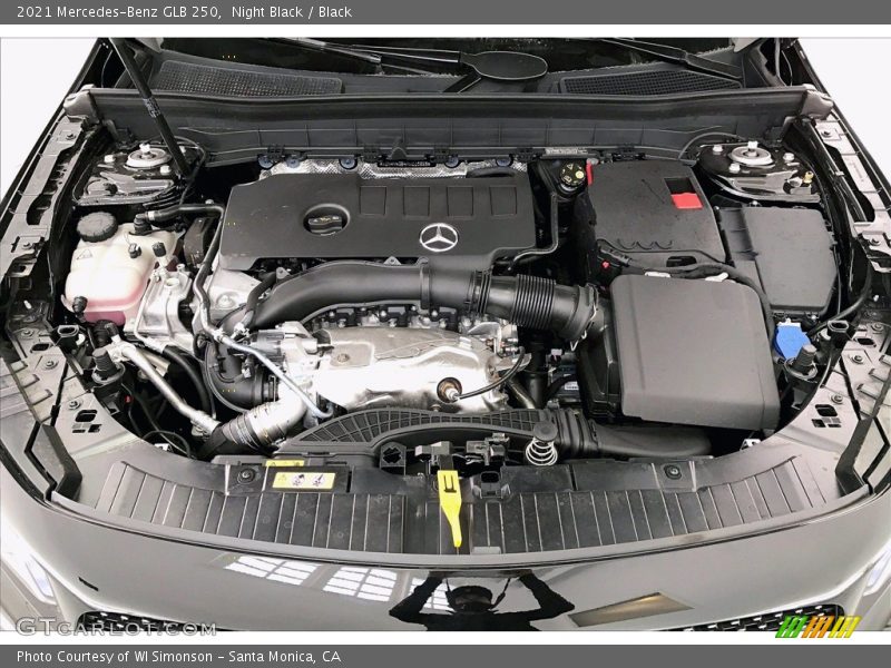 Night Black / Black 2021 Mercedes-Benz GLB 250