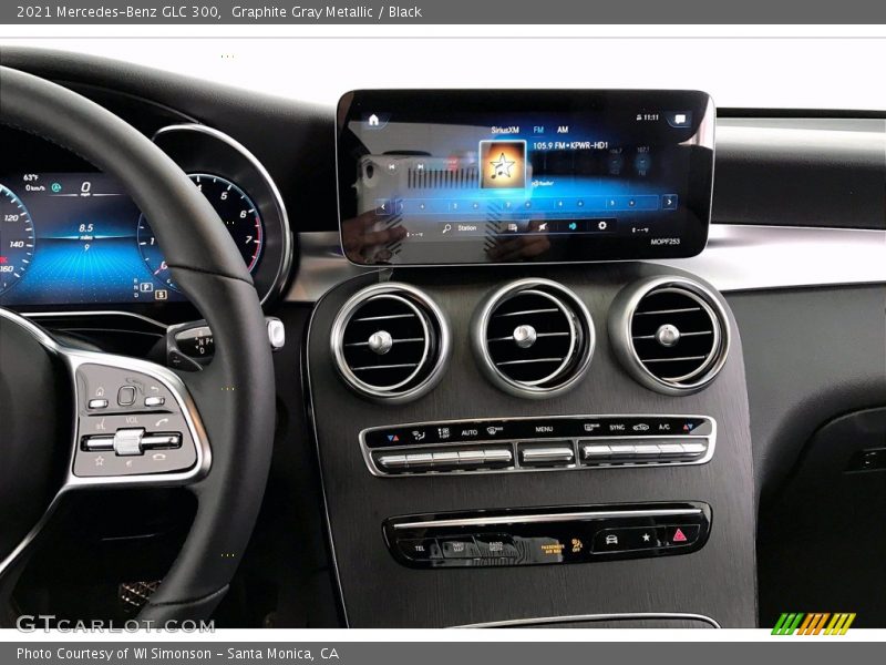 Graphite Gray Metallic / Black 2021 Mercedes-Benz GLC 300
