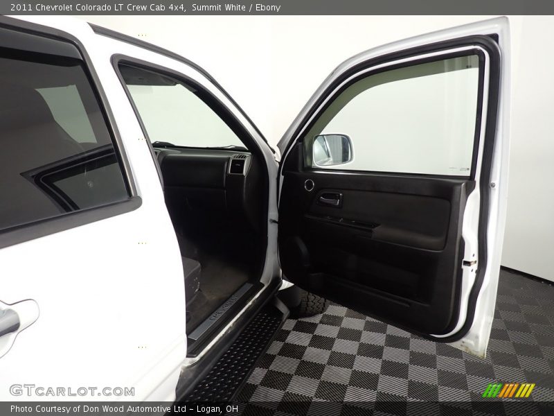 Summit White / Ebony 2011 Chevrolet Colorado LT Crew Cab 4x4