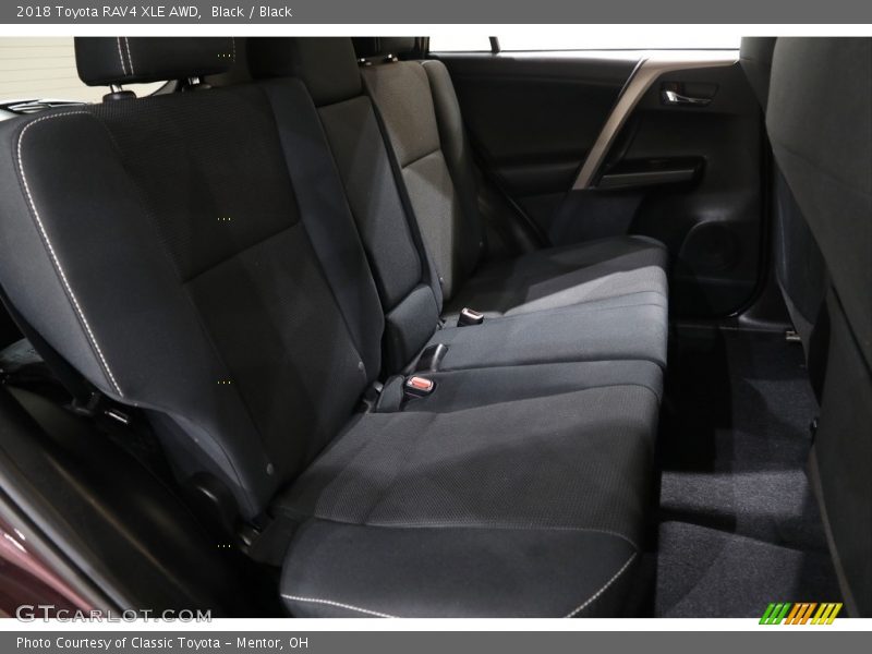 Black / Black 2018 Toyota RAV4 XLE AWD