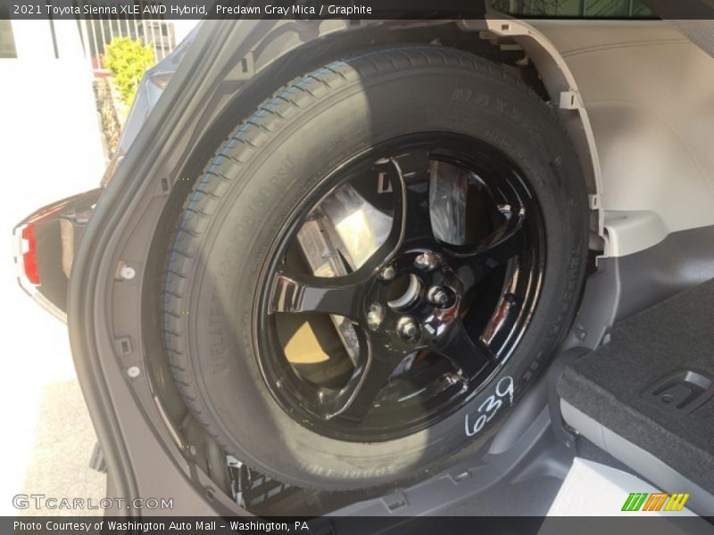 Predawn Gray Mica / Graphite 2021 Toyota Sienna XLE AWD Hybrid