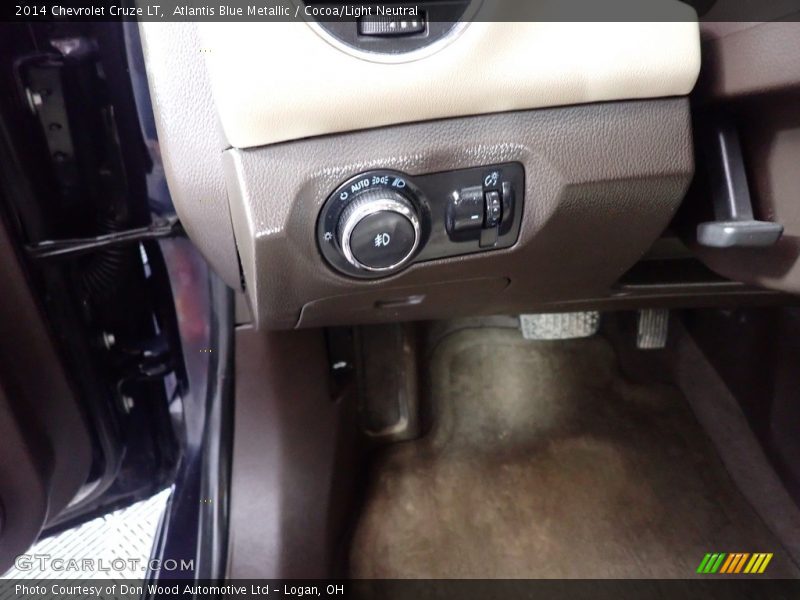 Atlantis Blue Metallic / Cocoa/Light Neutral 2014 Chevrolet Cruze LT