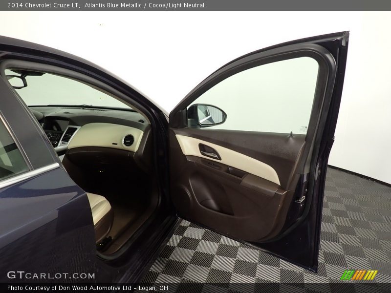 Atlantis Blue Metallic / Cocoa/Light Neutral 2014 Chevrolet Cruze LT