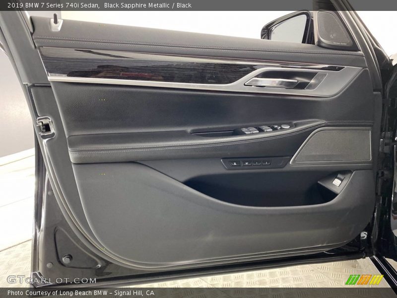 Black Sapphire Metallic / Black 2019 BMW 7 Series 740i Sedan