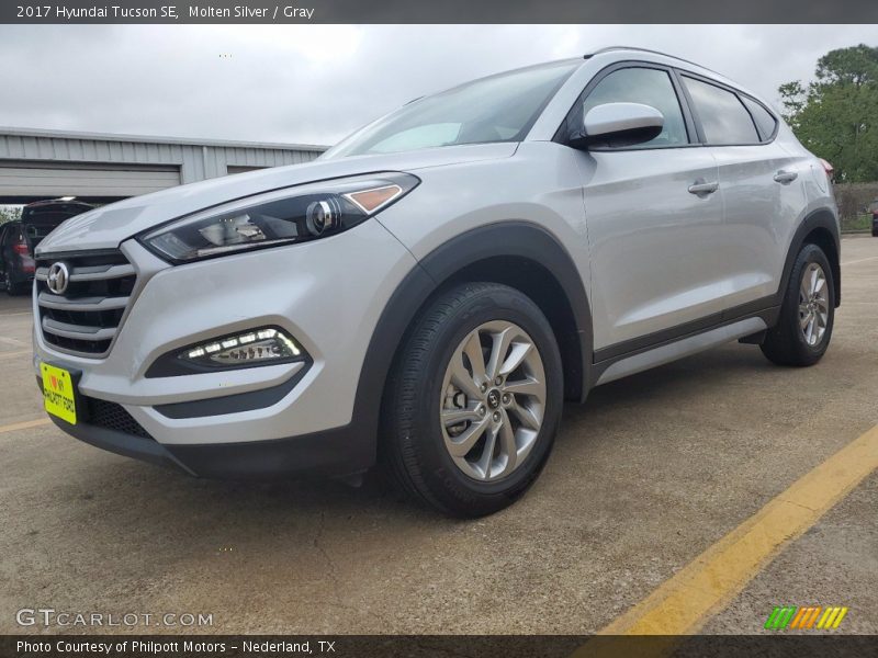 Molten Silver / Gray 2017 Hyundai Tucson SE