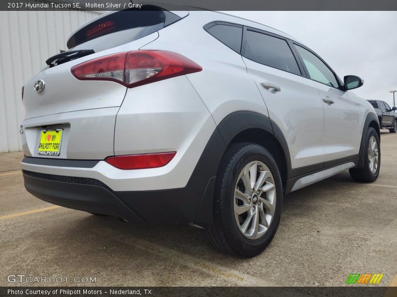 Molten Silver / Gray 2017 Hyundai Tucson SE