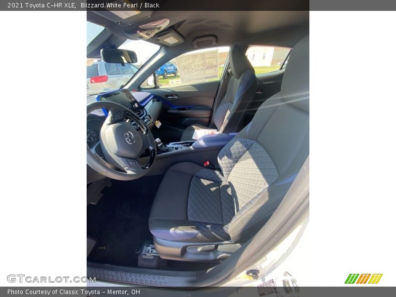 Blizzard White Pearl / Black 2021 Toyota C-HR XLE
