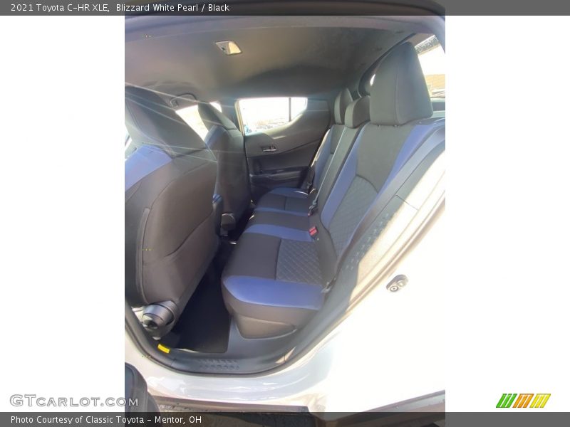 Blizzard White Pearl / Black 2021 Toyota C-HR XLE
