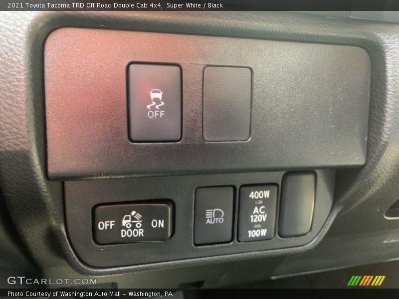 Super White / Black 2021 Toyota Tacoma TRD Off Road Double Cab 4x4