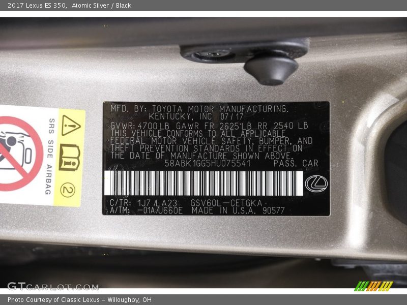 Atomic Silver / Black 2017 Lexus ES 350