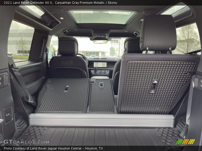  2021 Defender 90 X Trunk