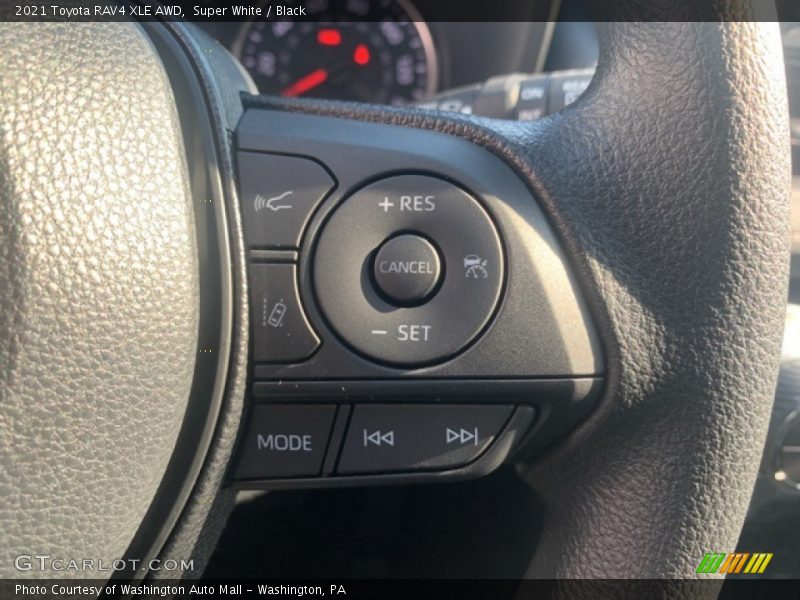 Super White / Black 2021 Toyota RAV4 XLE AWD