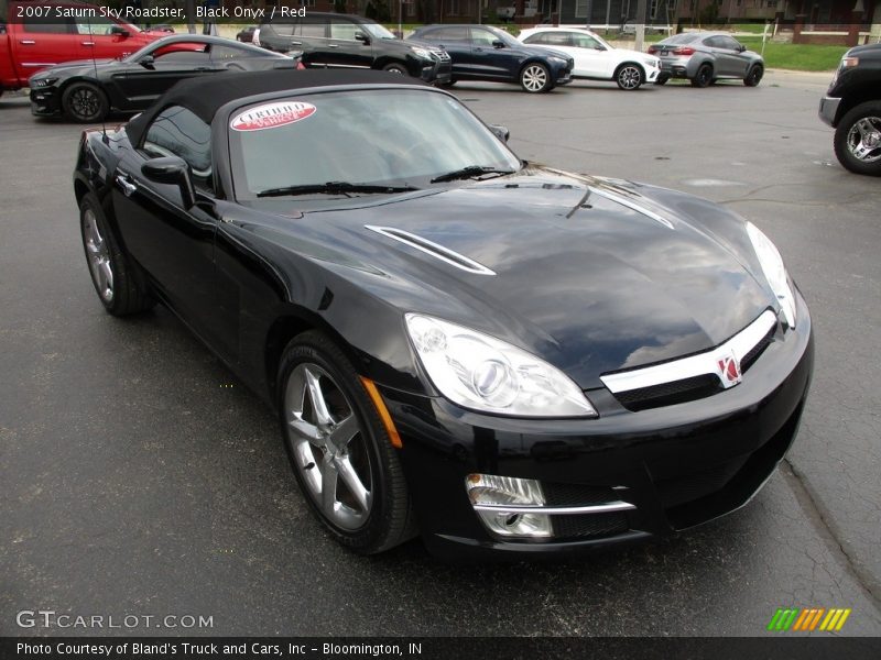 Black Onyx / Red 2007 Saturn Sky Roadster