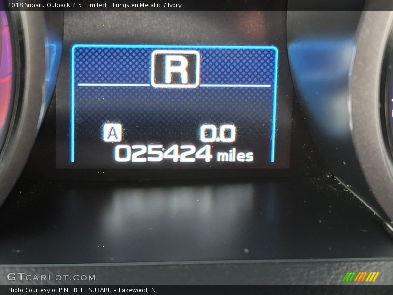 Tungsten Metallic / Ivory 2018 Subaru Outback 2.5i Limited