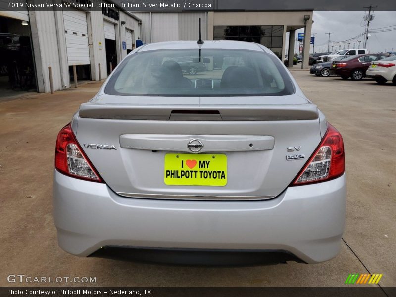 Brilliant Silver Metallic / Charcoal 2019 Nissan Versa SV Special Edition